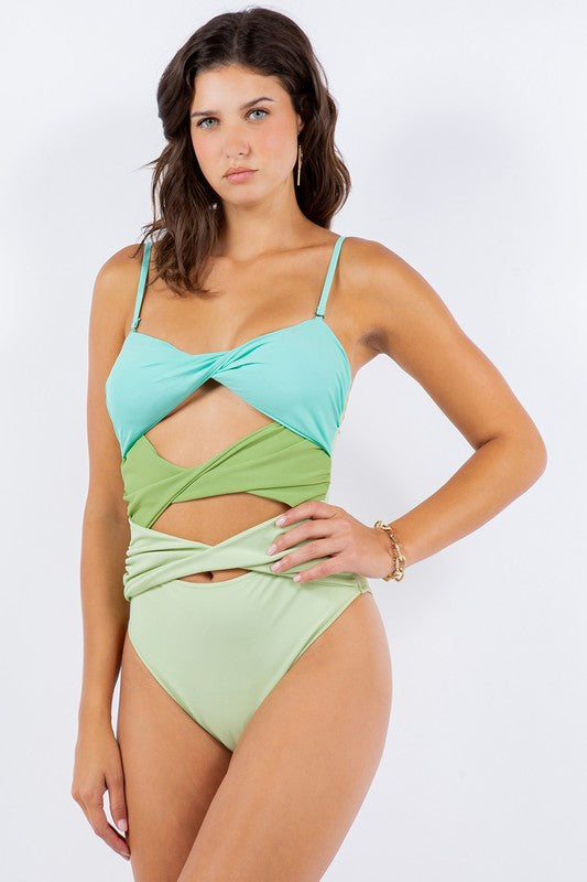 Twisted Design Tri-Front Panel One-Piece Swimsuit