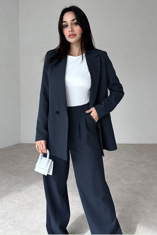 Classic Wide-Leg Women's Suit with Notched Lapel