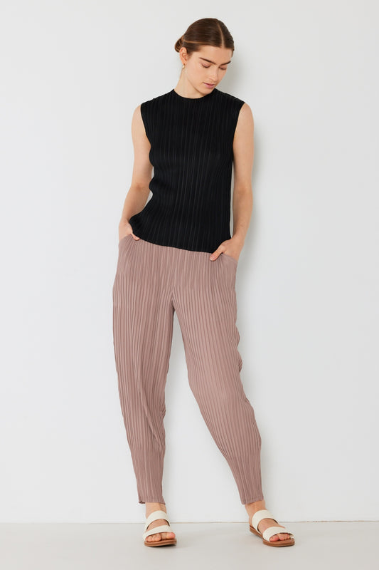 Marina West  Pleated Relaxed-Fit Slight Drop Crotch Jogger